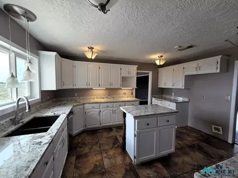 Kitchen - 1688 Curry Road 3, Clovis, NM 88101 photo 2 of 3