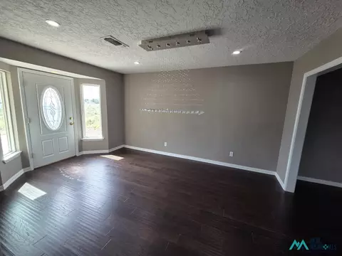 Living - 1688 Curry Road 3, Clovis, NM 88101 photo 1 of 9