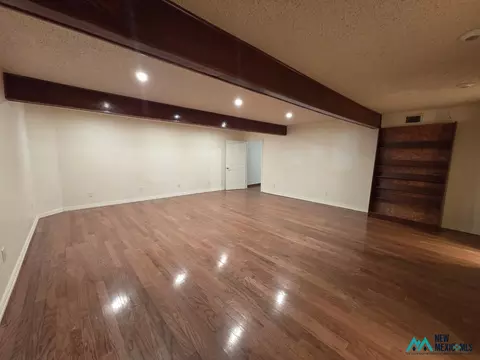 Living - 1688 Curry Road 3, Clovis, NM 88101 photo 9 of 9