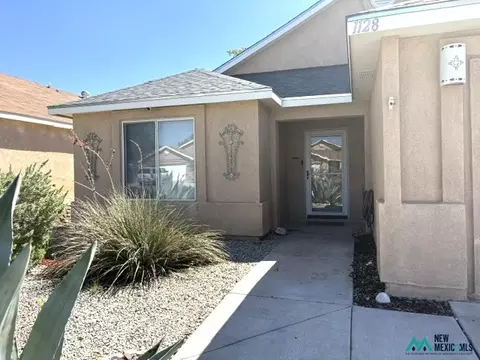 1128 Kilbourne Hole Dr, Las Cruces, NM 88012