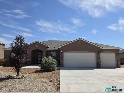 3802 Jasper, Carlsbad, NM 88220