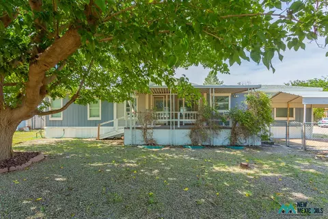 500 W Brasher, Roswell, NM 88203