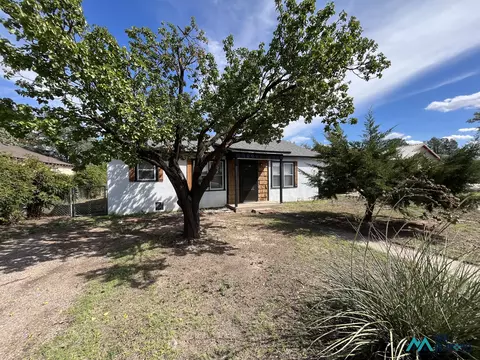 1705 Avenue C S, Portales, NM 88130