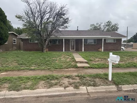 617 S Hemlock Ave, Roswell, NM 88203