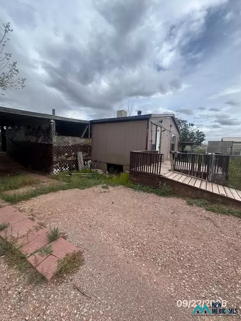 7 Hickory Ln, Jamestown, NM 87347