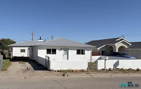 915 E Grn, Gallup, NM 87301
