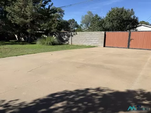 Exterior - 2016 Axtell St, Clovis, NM 88101 photo 10 of 13