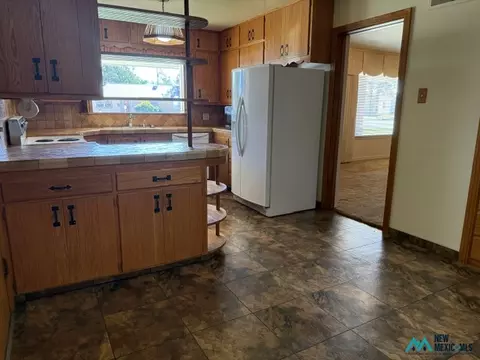 Kitchen - 2016 Axtell St, Clovis, NM 88101 photo 1 of 5