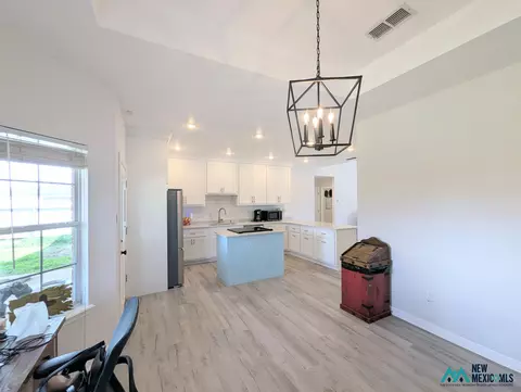 Kitchen - 3910 Don January Ave, Clovis, NM 88101 photo 9 of 13