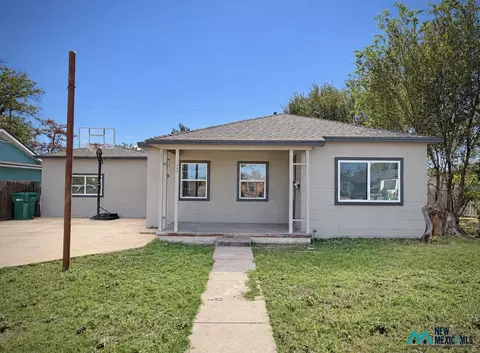 401 E Green Acres Dr, Hobbs, NM 88240