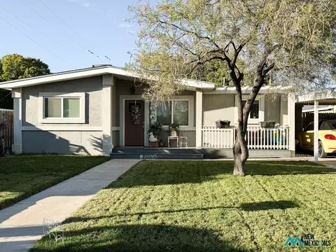 816 W Mann Ave, Artesia, NM 88210