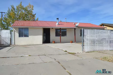 210 Elizabeth St, Gallup, NM 87301