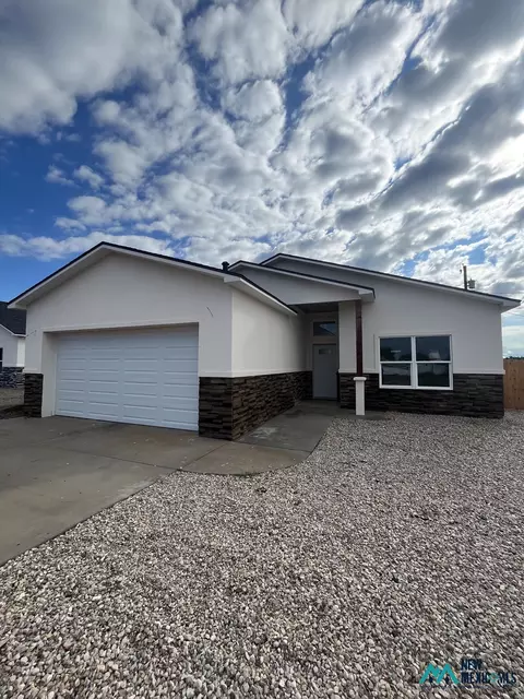 2807 S Onyx Dr #27, Roswell, NM 88203
