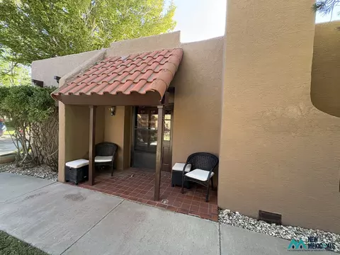 317 Sherrill Ln #5, Roswell, NM 88201