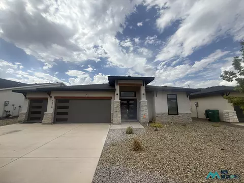 1518 W Rain W, Hobbs, NM 88240