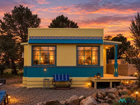 33 Euphoria, Silver City, NM 88061