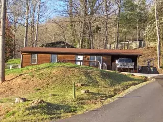 17 Ember Ln, Sylva, NC 28779 photo 1
