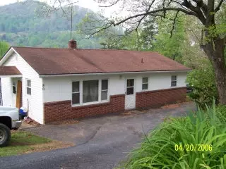 80 Hall Hts, Sylva, NC 28779 photo 1
