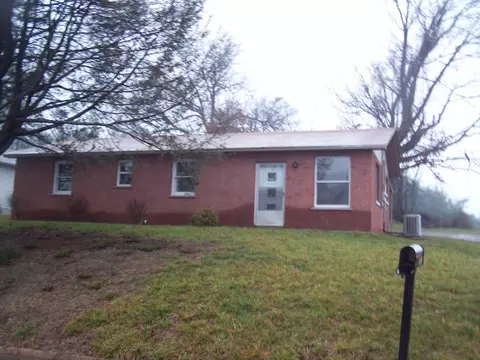 121 Hampton St, Sylva, NC 28779 photo 1