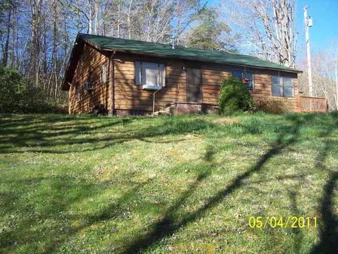 125 Berry Mountain Rd, Sylva, NC 28779 photo 1