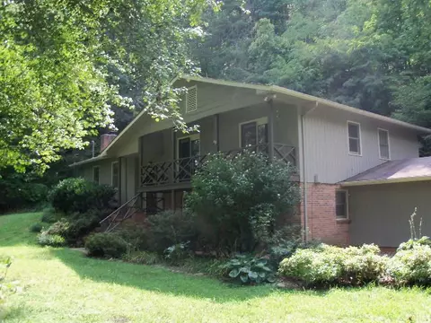 417 Rivercrest Dr, Sylva, NC 28779 photo 1