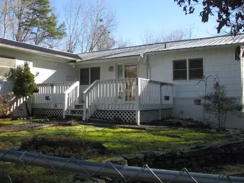 903 Frady Cv, Sylva, NC 28779 photo 1