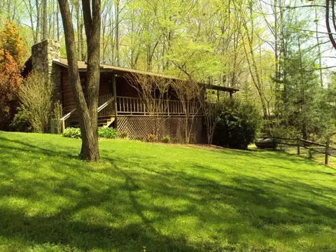 92 Camelot Crst, Sylva, NC 28779 photo 1