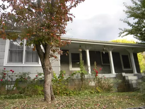 429 E Sylva Cir, Sylva, NC 28779 photo 1
