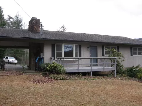 37 Old Settlement, Sylva, NC 28779 photo 1