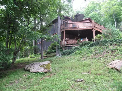 658 Lanterns Wick Trl, Sylva, NC 28779 photo 1
