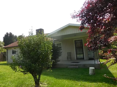 128 Barnes Rd, Sylva, NC 28779 photo 6
