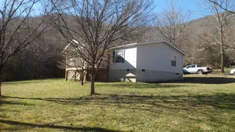 409 Dills Branch Rd, Sylva, NC 28779 photo 1