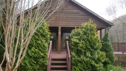 76 Likawanna Dr, Sylva, NC 28779 photo 1