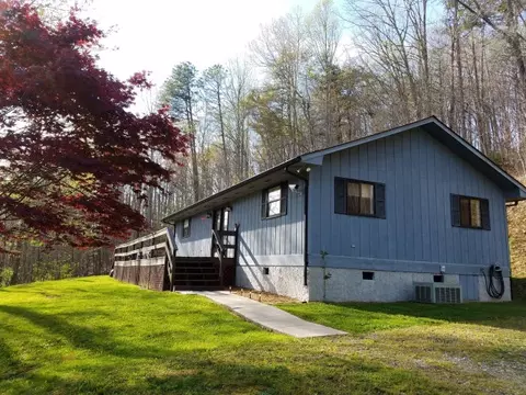 145 Eclipse Dr, Sylva, NC 28779 photo 1
