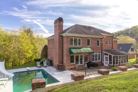 556 Falls Cir, Sylva, NC 28779 photo 1