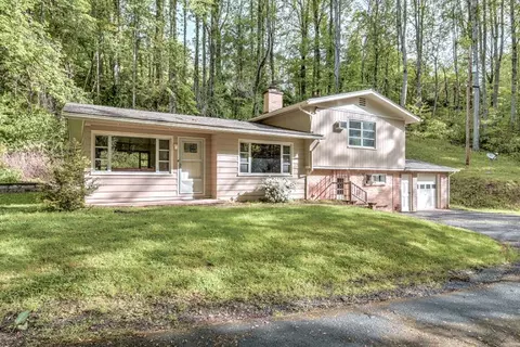 170 First Ave, Sylva, NC 28779 photo 1