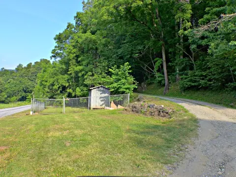 411 E Fork Rd, Sylva, NC 28779 photo 11