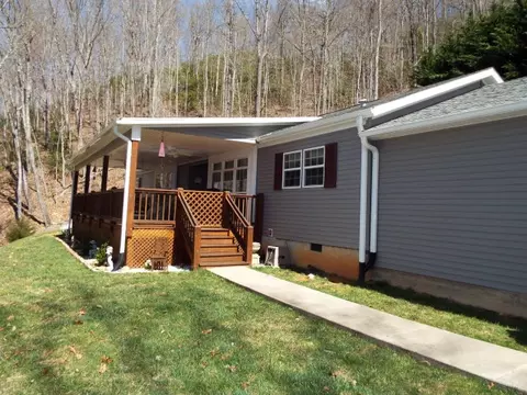 75 Lazy Bear Rdg, Sylva, NC 28779 photo 1