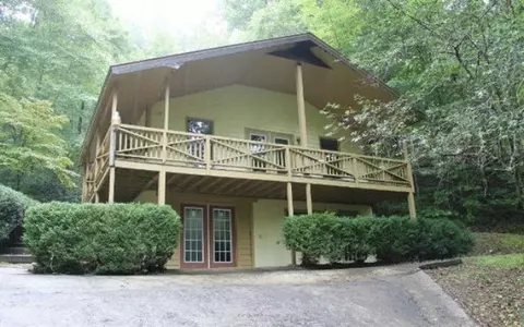 228 Goode Acres Ln, Otto, NC 28763 photo 1