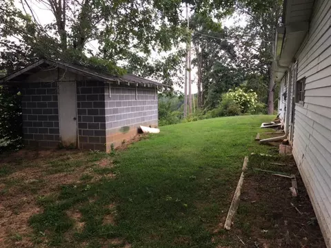 3900 Us 74e, Sylva, NC 28779 photo 17