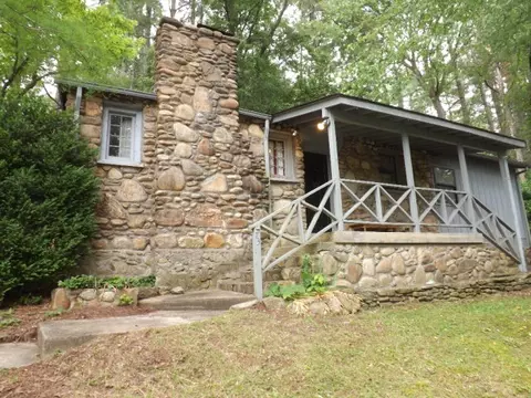 73 Dix Gap, Cullowhee, NC 28723 photo 1