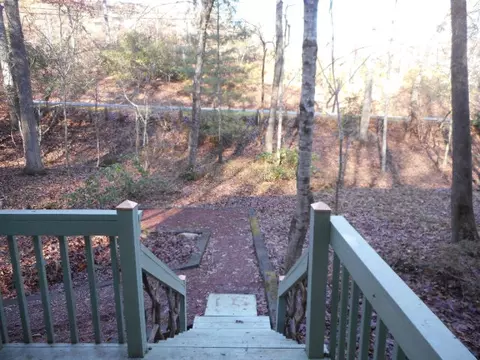 73 Crescent Ridge Dr, Franklin, NC 28734 photo 5