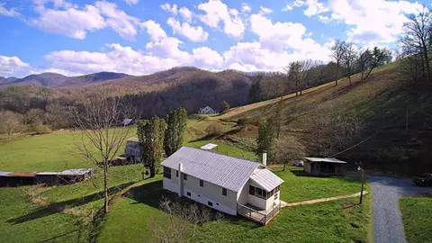285 Sidco Ln, Cullowhee, NC 28723 photo 3