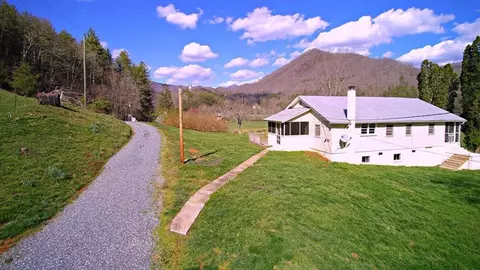 285 Sidco Ln, Cullowhee, NC 28723 photo 1