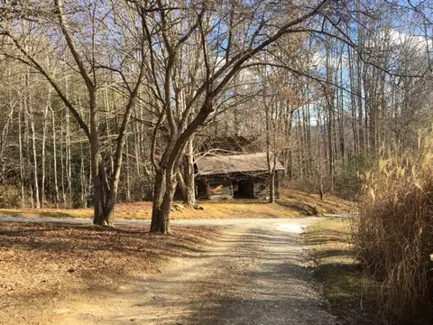325 Falcon Hill Dr, Sylva, NC 28779 photo 11