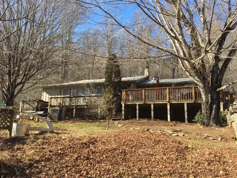 325 Falcon Hill Dr, Sylva, NC 28779 photo 5