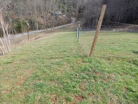 160 Claude Cook Rd, Sylva, NC 28779 photo 11