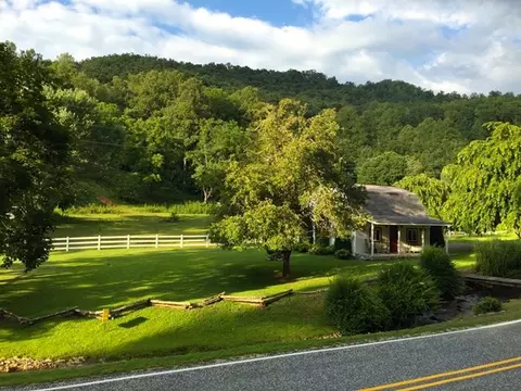 1922 East Frk, Sylva, NC 28779 photo 4