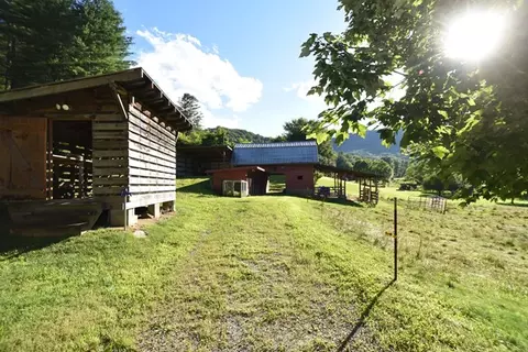 60 Beech Tree Rd, Whittier, NC 28789 photo 9