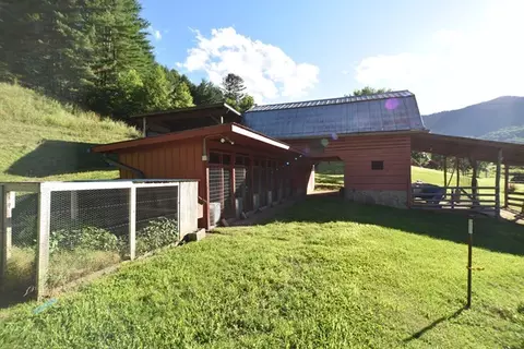 60 Beech Tree Rd, Whittier, NC 28789 photo 10